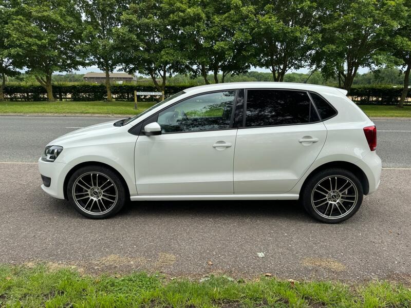 VOLKSWAGEN POLO 1.2 TSI BlueMotion Tech SE 2024