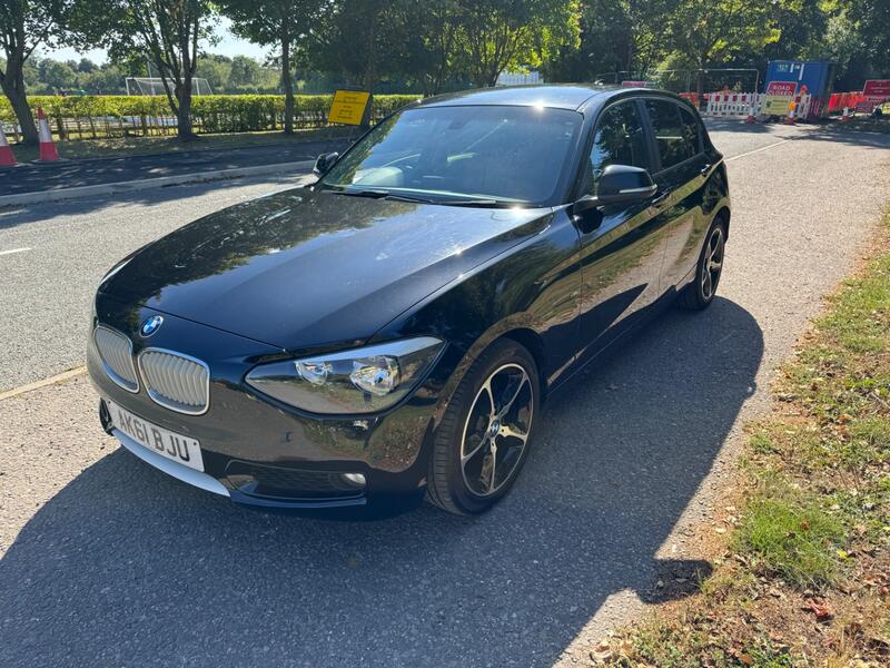 BMW 1 SERIES 1.6 118i Urban 5-door 2011