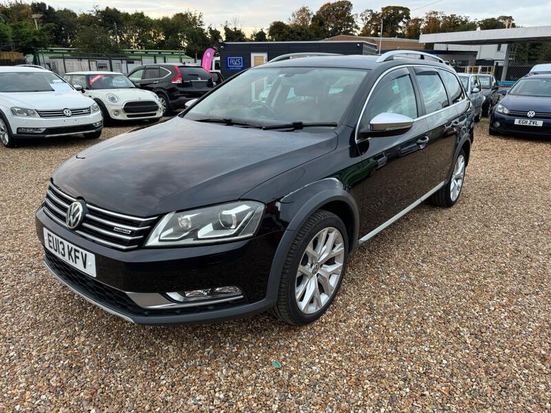 VOLKSWAGEN PASSAT 2.0 alltrack petrol auto estate 2013