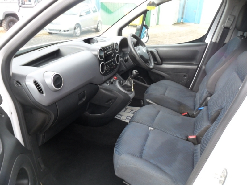 PEUGEOT PARTNER HDI PROFESSIONAL 625 2011