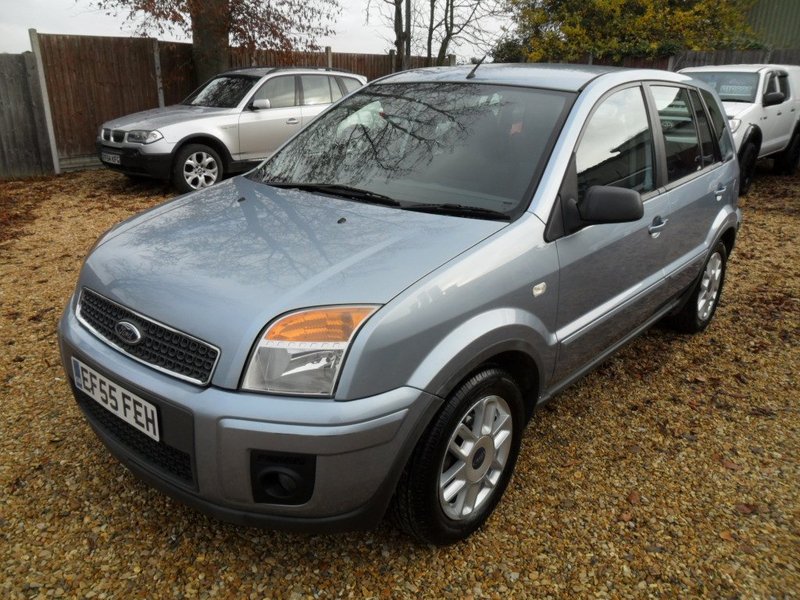 FORD FUSION  Zetec Climate 2005