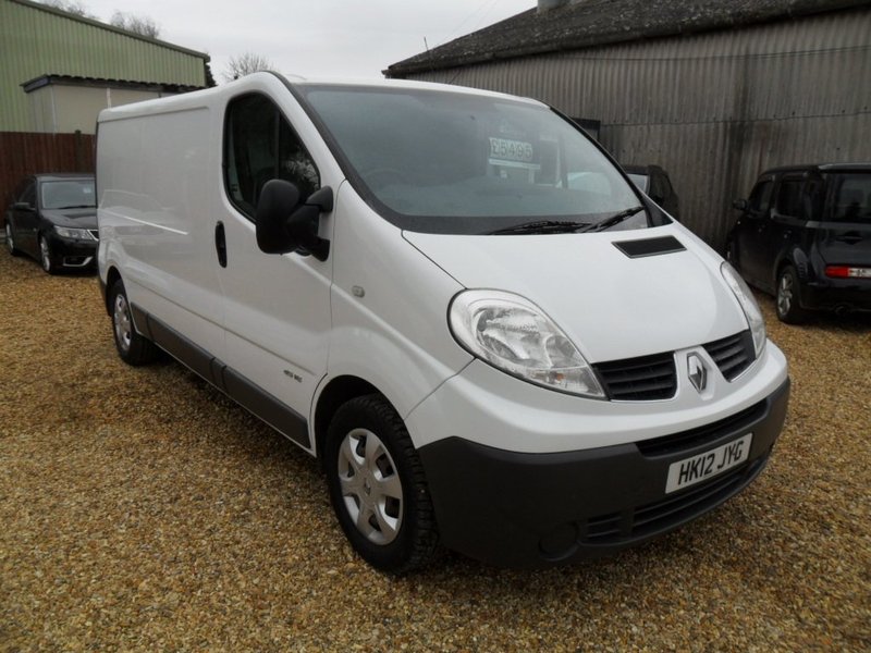 RENAULT TRAFIC dCi 115 LL LWB 29 2012