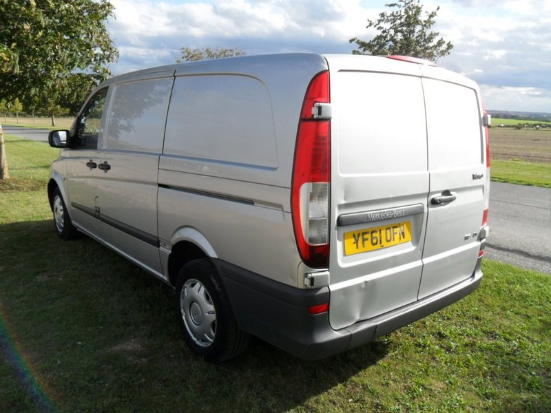 MERCEDES-BENZ VITO 113 CDI 2011