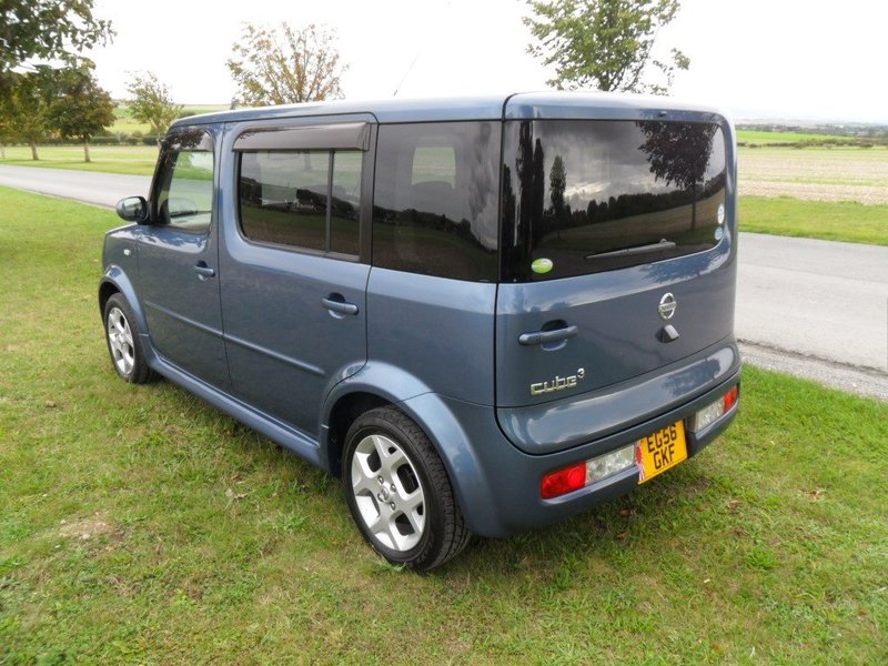 NISSAN CUBE cubic 7 seater 2006