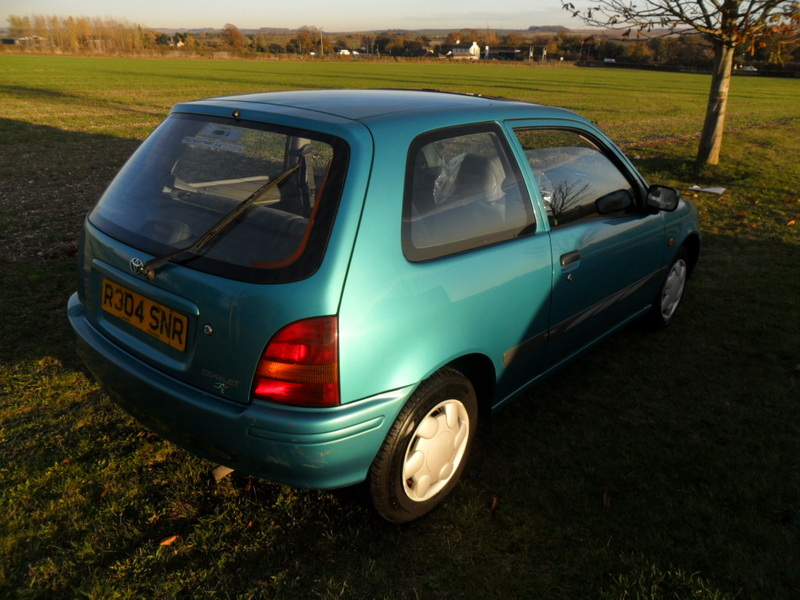 TOYOTA STARLET SPORTIF 1.3 1998