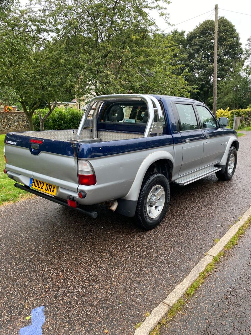 MITSUBISHI L200 TD 4WD LWB 4 LIFE DCB PU 2002