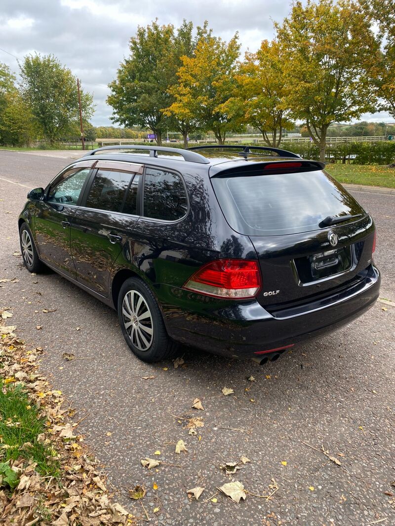 VOLKSWAGEN GOLF 1.4dsg estate petrol 2010