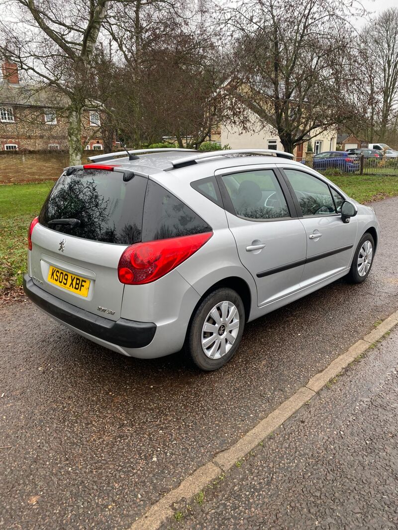 PEUGEOT 207 HDI SW S 2009