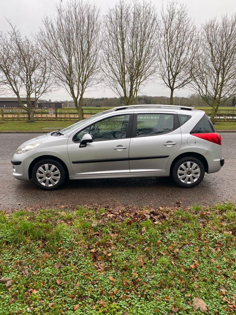 PEUGEOT 207 HDI SW S 2009