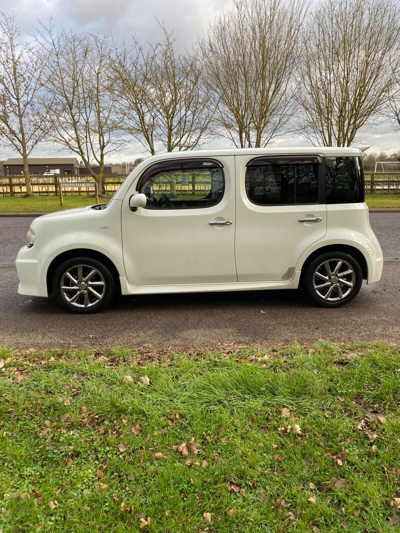 NISSAN CUBE z12 cube rider autech 2010