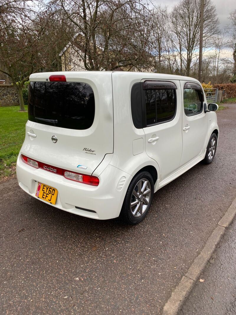 NISSAN CUBE z12 rider autech auto 2010