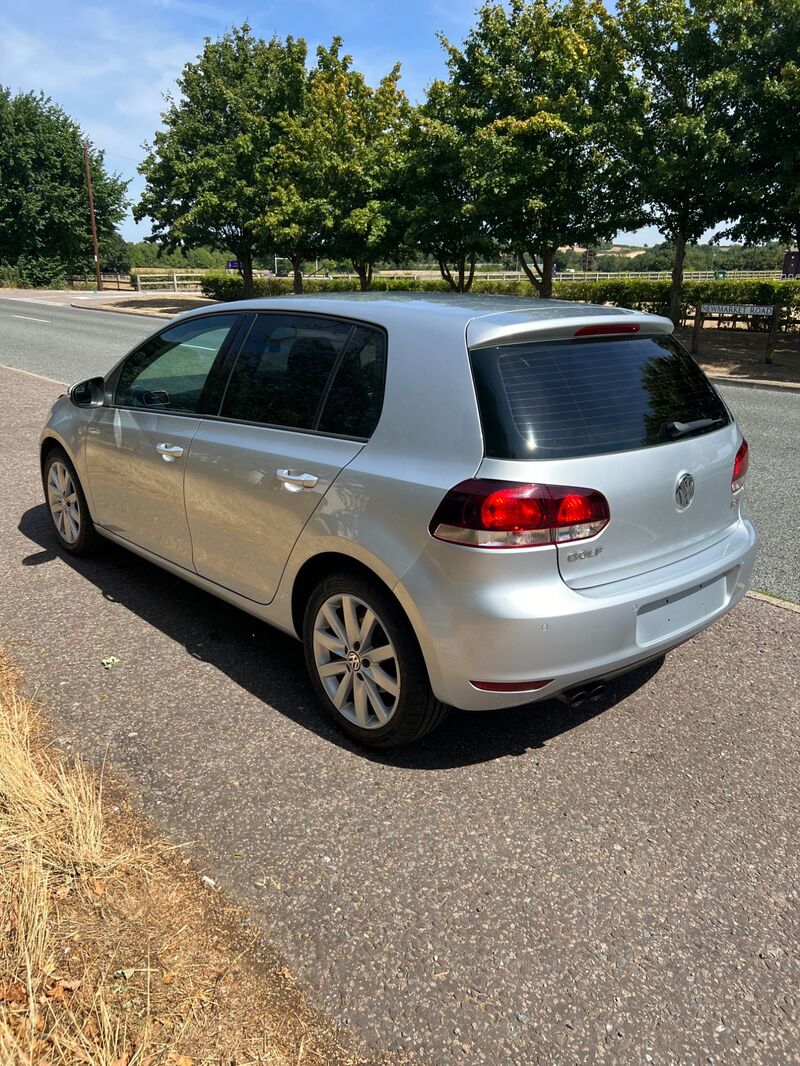 VOLKSWAGEN GOLF 1.4tsi match dsg automatic 2010