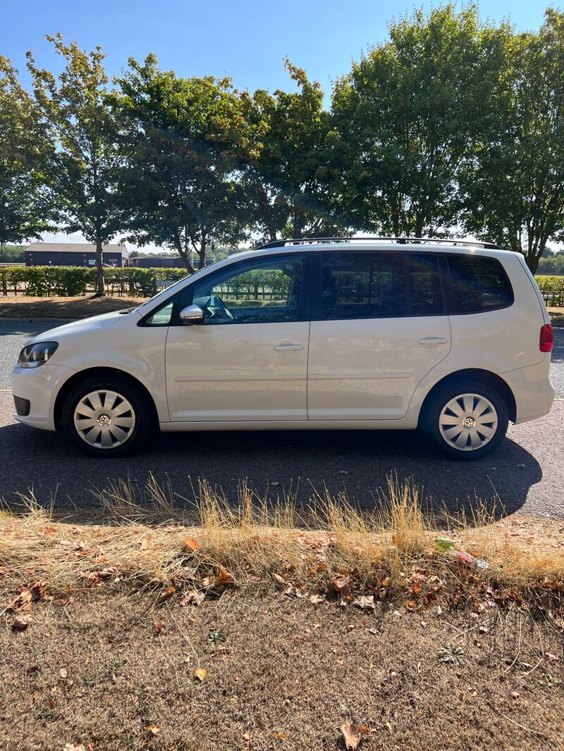 VOLKSWAGEN TOURAN 1.4 se dsg 7 seater 2011